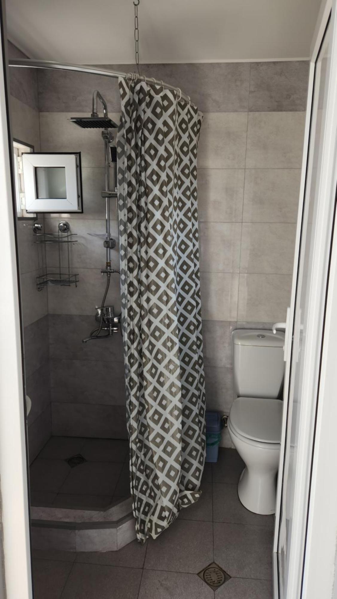 Comfort Tbilisi Rom bilde