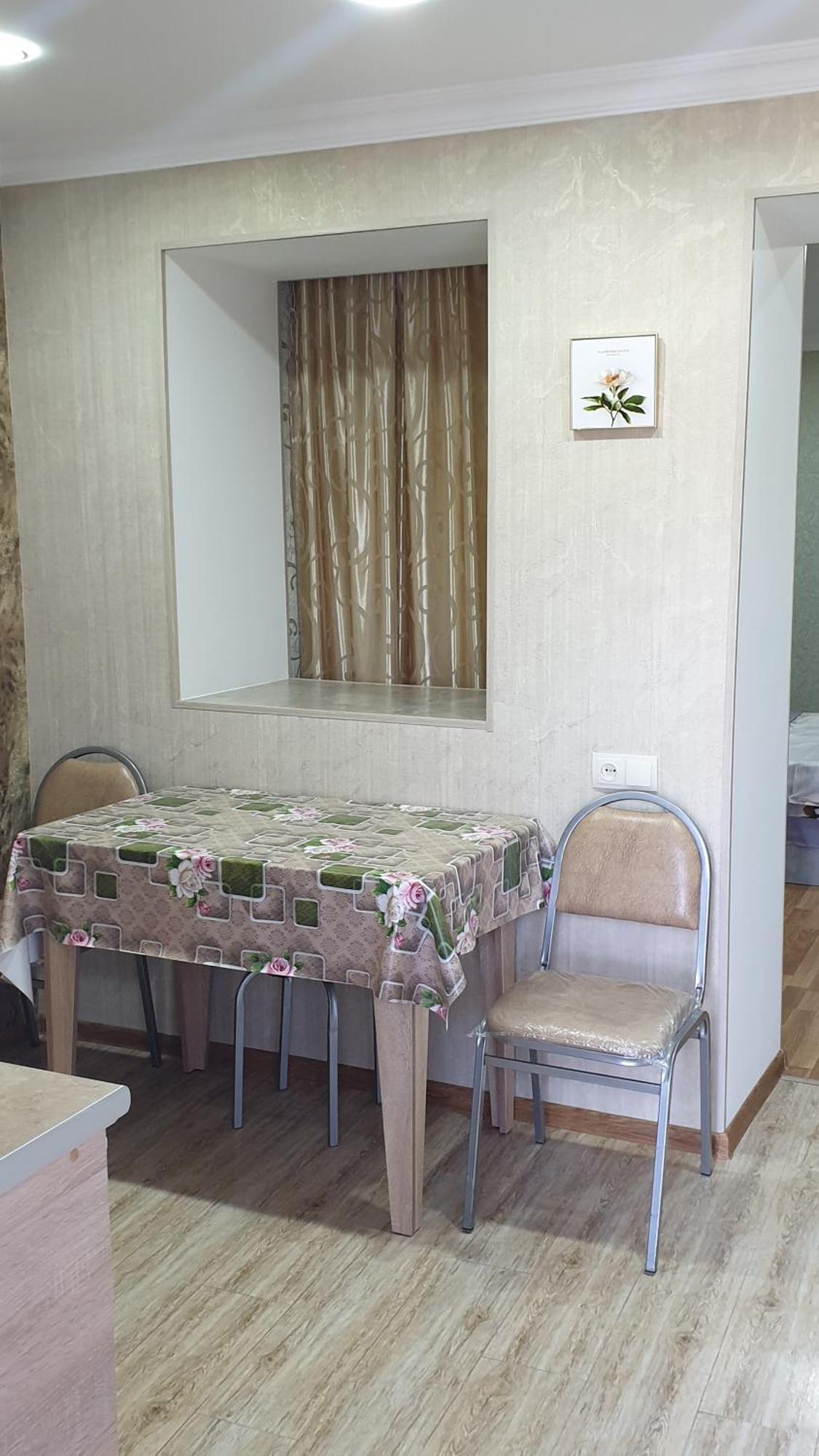 Comfort Tbilisi Rom bilde