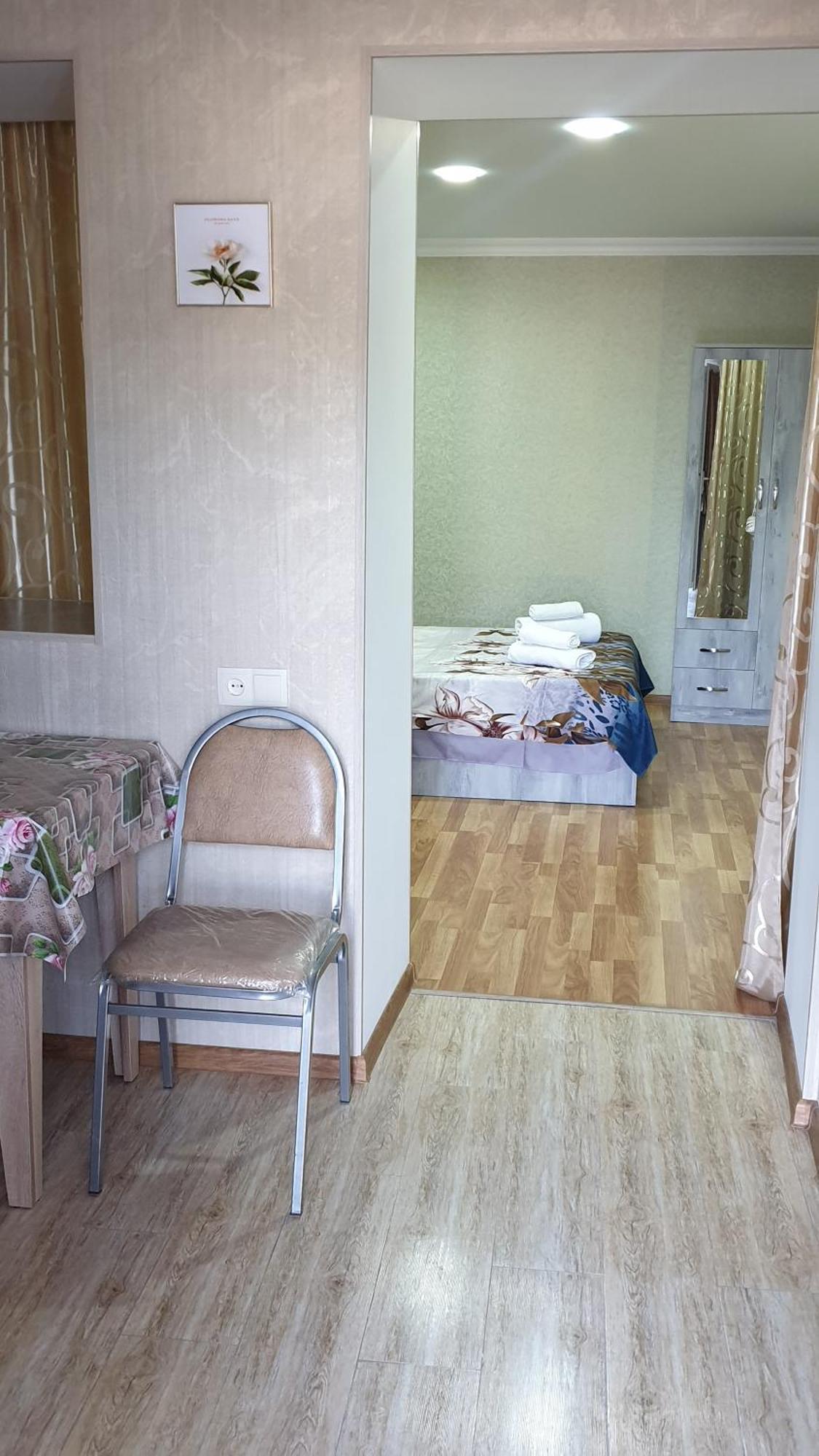 Comfort Tbilisi Rom bilde